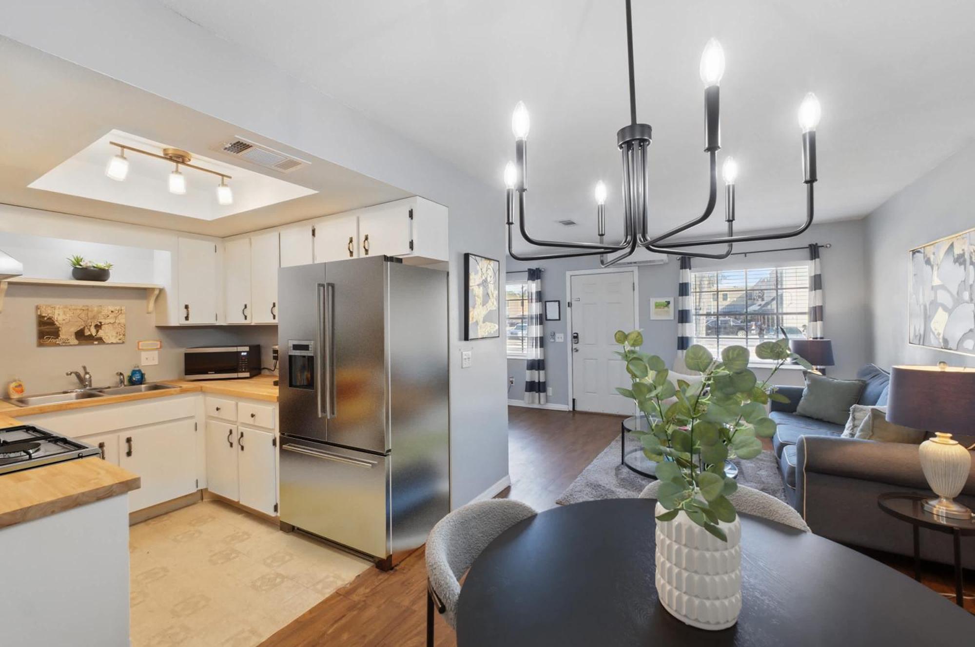 Alberts Abode Prime Location Walkable *