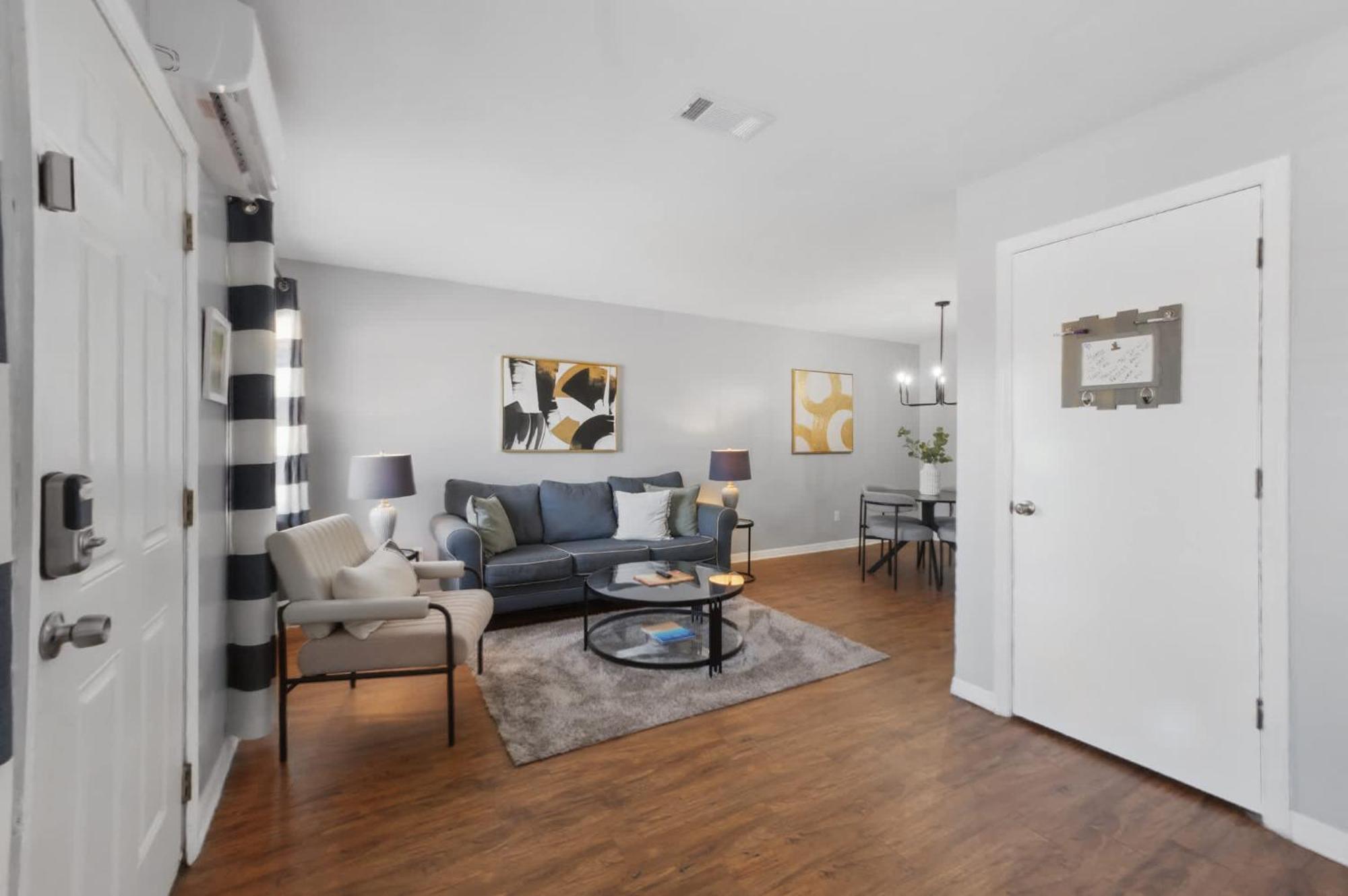 Alberts Abode Prime Location Walkable Holiday home *